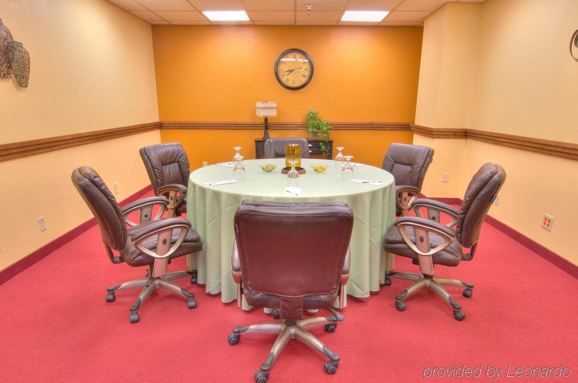 Mcm Elegante Suites Abilene Exterior foto